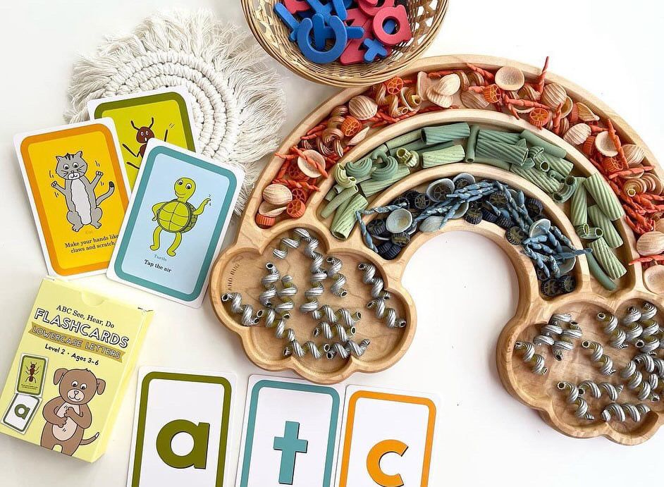 Rainbow Imaginative Play Tray