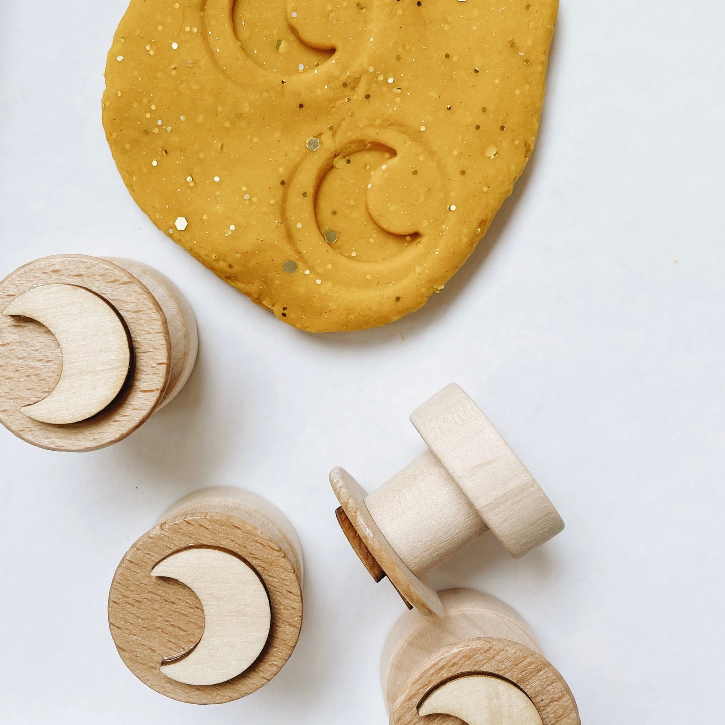 Doughyo Moon Stamp