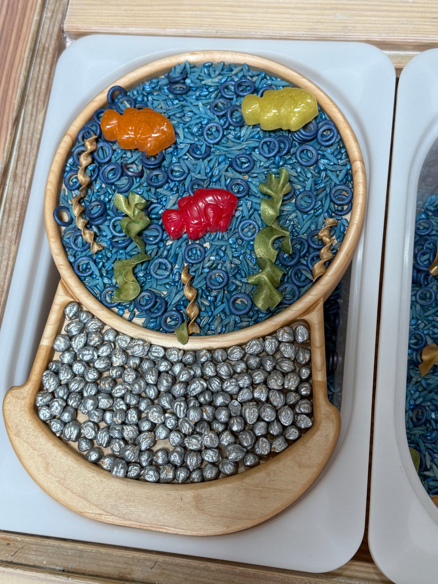 The Discovery Globe Imaginative Play Tray